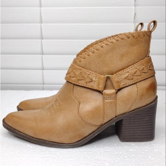 Frye and Co. Boho Embroidered Faux Leather Palma Stacked Heel Booties - Picture 3 of 16